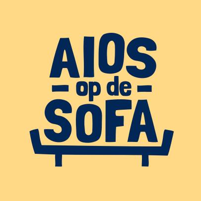 Podcast Aios op de sofa