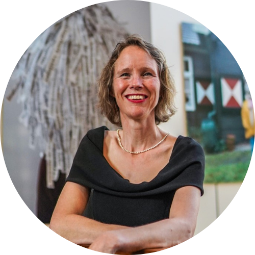Dr. Nienke Vulink (dagvoorzitter)