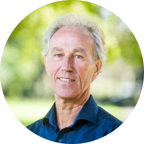 Dr. Quin van Dam